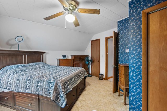 5721 N 58th STREET, Milwaukee, WI 53218