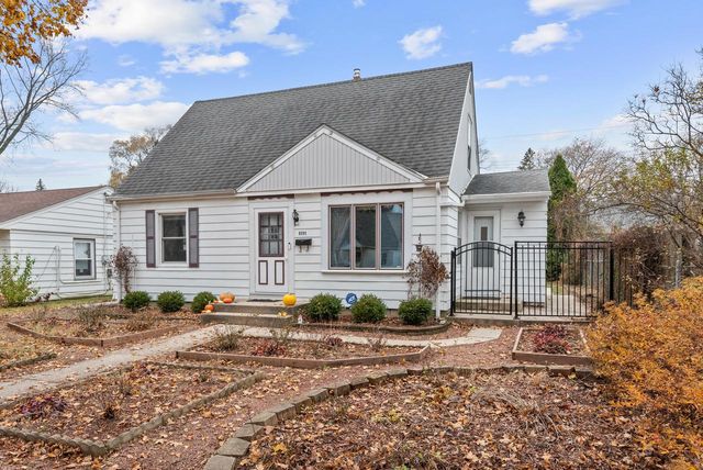 5721 N 58th STREET, Milwaukee, WI 53218