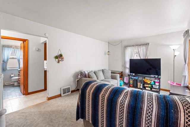 5721 N 58th STREET, Milwaukee, WI 53218