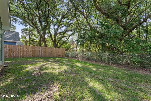 14 Carolina Village Circle, Beaufort, SC 29906