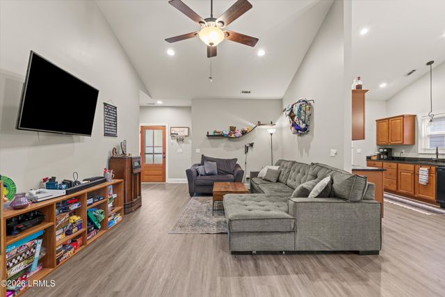 14 Carolina Village Circle, Beaufort, SC 29906
