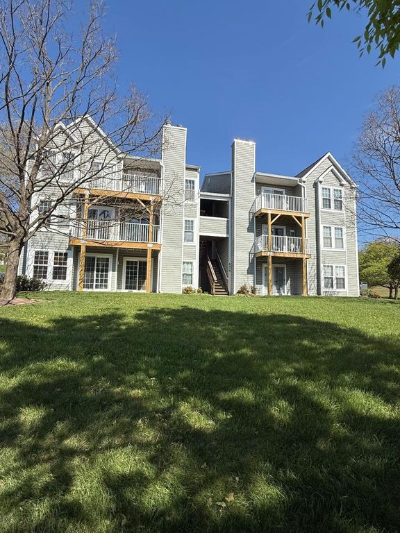 Image 18 of property listing at 6470 GREEN FIELD RD #1-105, Elkridge, MD 21075