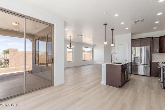 41401 N MAIDSTONE Court, Anthem, AZ 85086