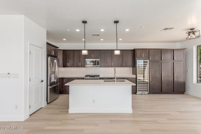 41401 N MAIDSTONE Court, Anthem, AZ 85086