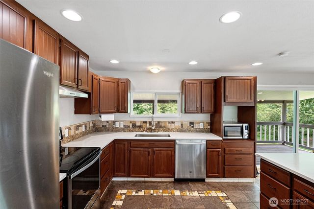 14005 51st Avenue E, Tacoma, WA 98446