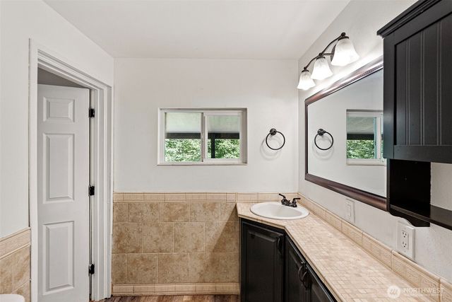 14005 51st Avenue E, Tacoma, WA 98446