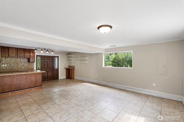 14005 51st Avenue E, Tacoma, WA 98446