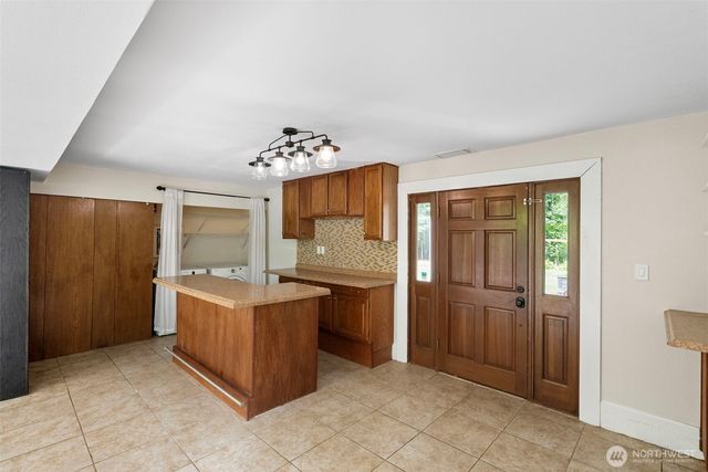 14005 51st Avenue E, Tacoma, WA 98446