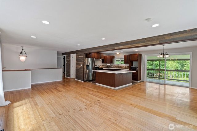 14005 51st Avenue E, Tacoma, WA 98446