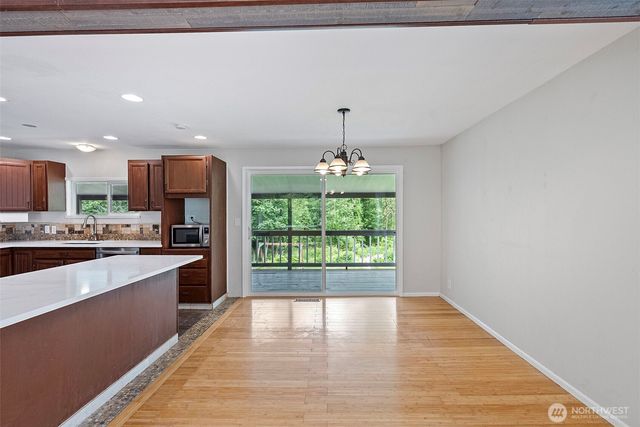 14005 51st Avenue E, Tacoma, WA 98446
