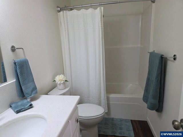 1626 1st Av E, Albany, OR 97321
