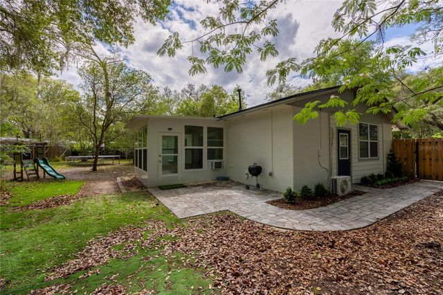 4107 NW 19TH TERRACE, Gainesville, FL 32605