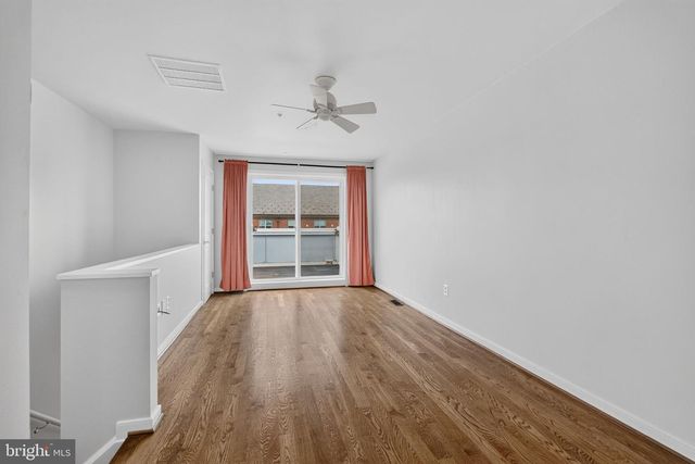 909 5TH ST SE, Washington, DC 20003