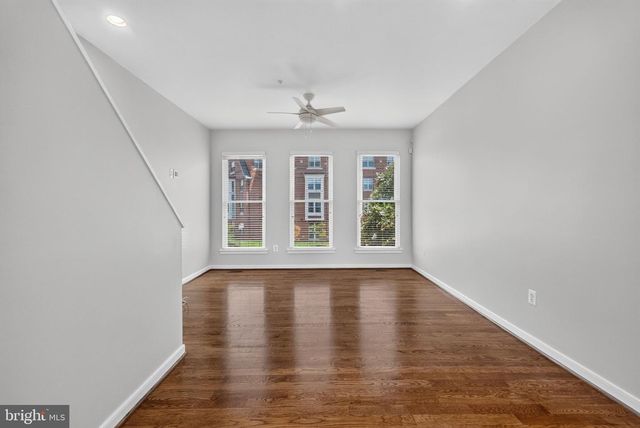 909 5TH ST SE, Washington, DC 20003