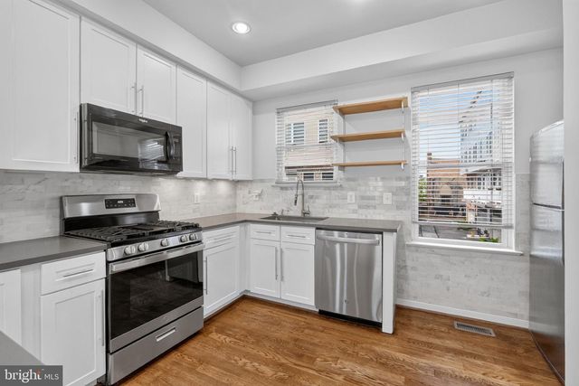 909 5TH ST SE, Washington, DC 20003