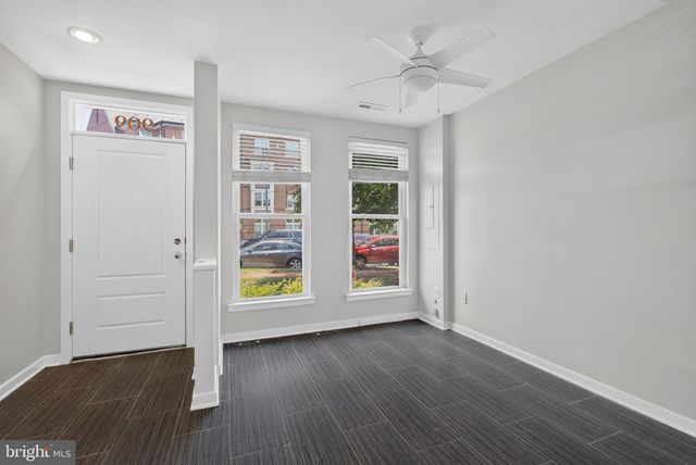 909 5TH ST SE, Washington, DC 20003