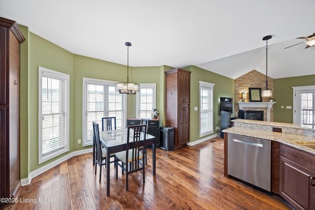 11101 Pebble Creek Dr, Louisville, KY 40241