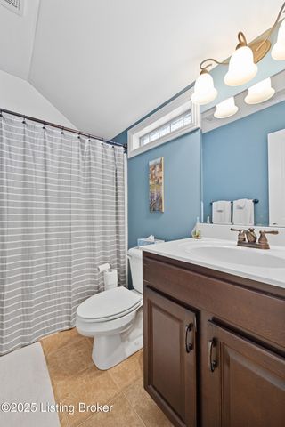 11101 Pebble Creek Dr, Louisville, KY 40241