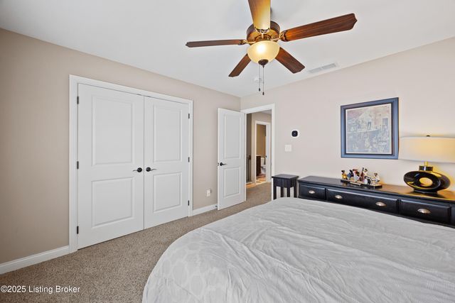 11101 Pebble Creek Dr, Louisville, KY 40241