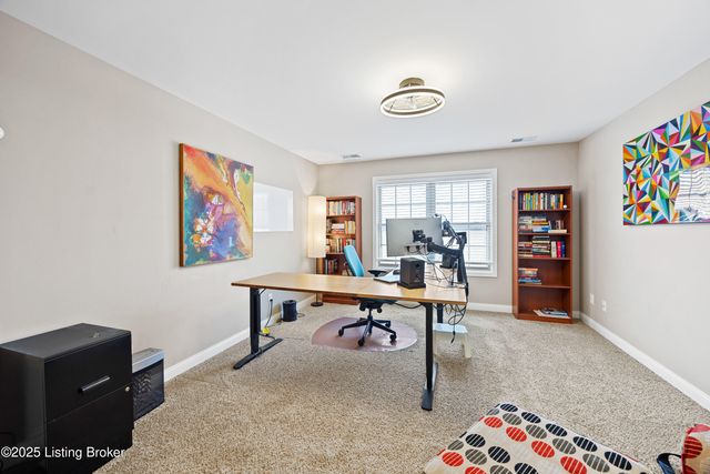 11101 Pebble Creek Dr, Louisville, KY 40241