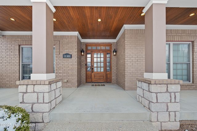 11101 Pebble Creek Dr, Louisville, KY 40241