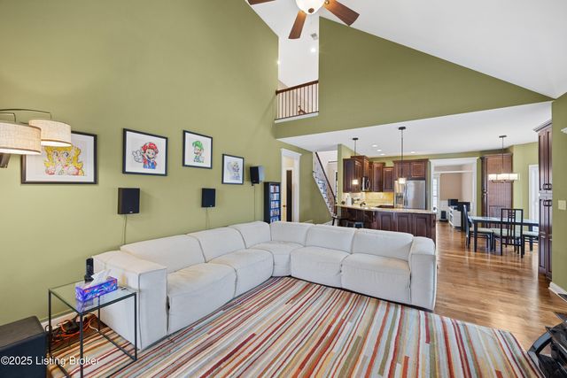 11101 Pebble Creek Dr, Louisville, KY 40241