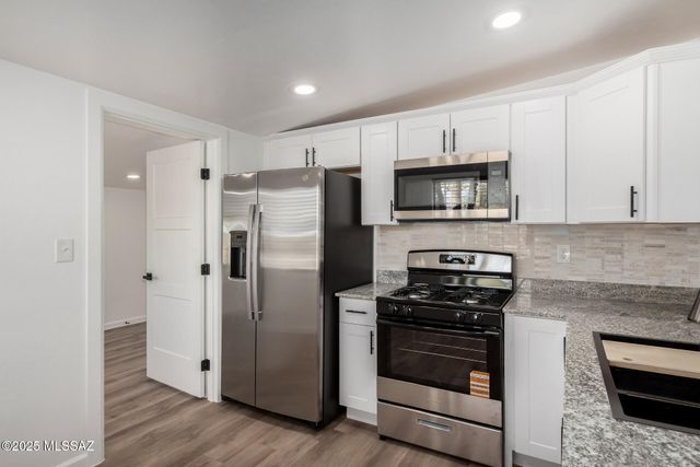 4020 E 27th Street, Tucson, AZ 85711