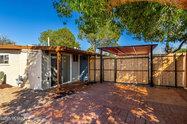 4020 E 27th Street, Tucson, AZ 85711