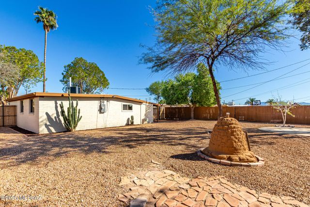 4020 E 27th Street, Tucson, AZ 85711