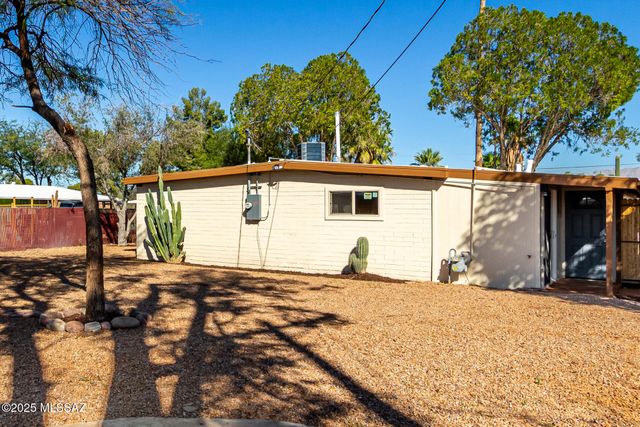 4020 E 27th Street, Tucson, AZ 85711
