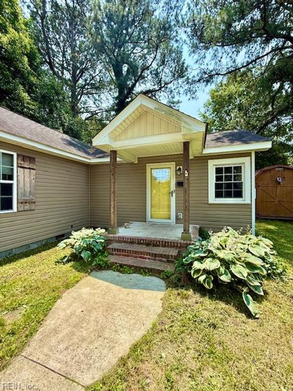 14 Davis ST, Portsmouth, VA 23702