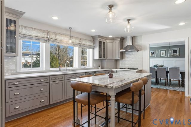 2617 Scarsborough Dr, Chesterfield, VA 23235