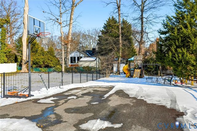 2617 Scarsborough Dr, Chesterfield, VA 23235