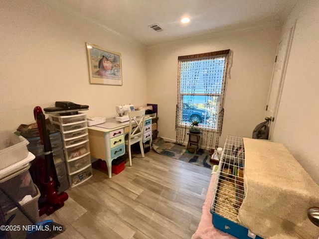 106 LAKE Circle, Satsuma, FL 32189