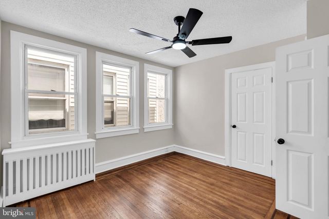 6804 VENTNOR AVE, Ventnor City, NJ 08406