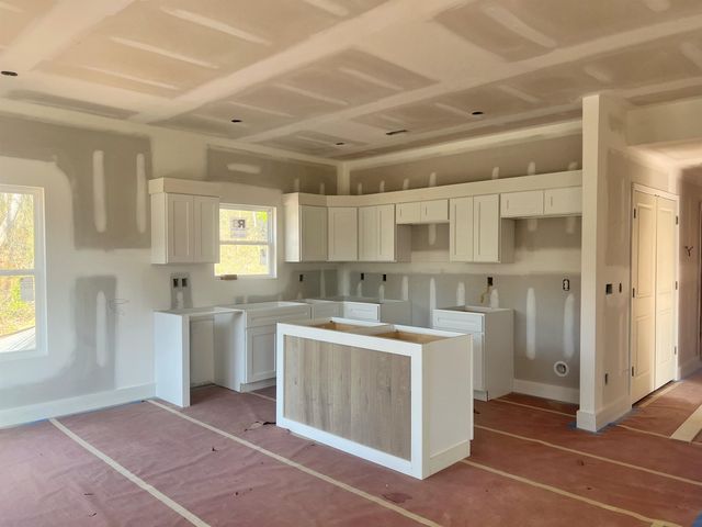 275 Highway 357, Campobello, SC 29322