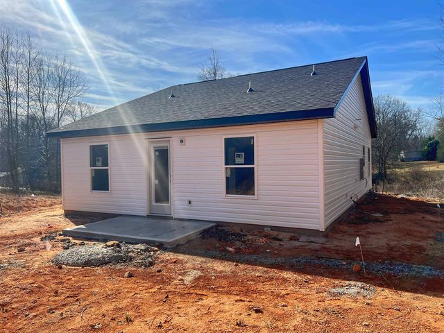 275 Highway 357, Campobello, SC 29322