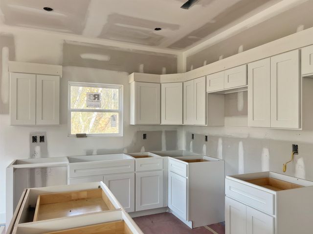 275 Highway 357, Campobello, SC 29322