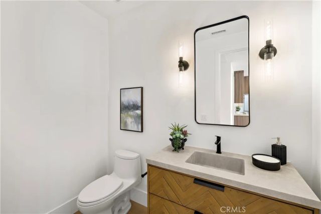 24142 AMURRO, Mission Viejo, CA 92691