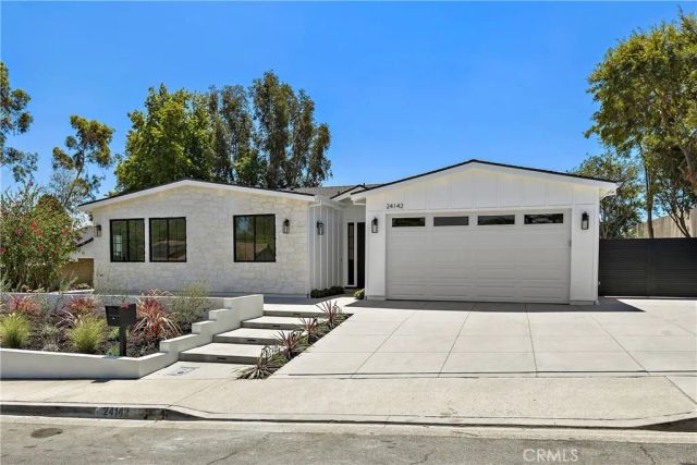 24142 AMURRO, Mission Viejo, CA 92691