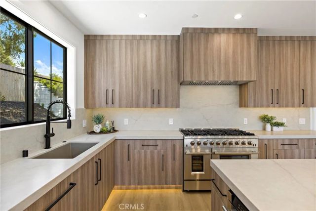 24142 AMURRO, Mission Viejo, CA 92691