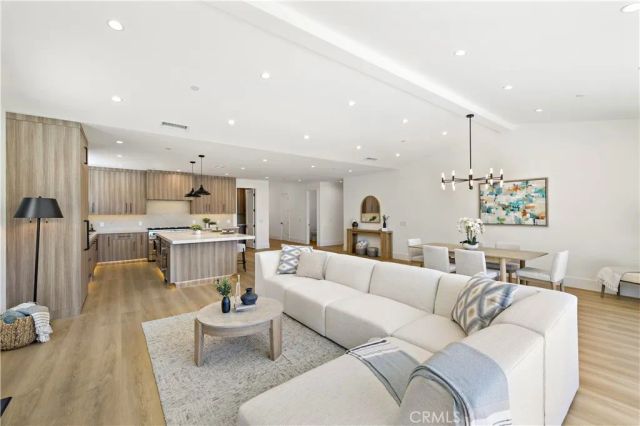 24142 AMURRO, Mission Viejo, CA 92691
