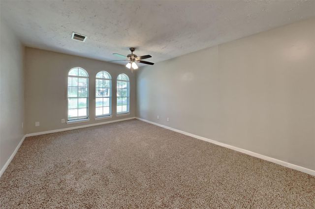 3238 Three Pines Drive, Houston, TX 77339