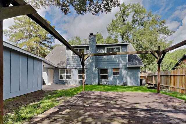 3238 Three Pines Drive, Houston, TX 77339