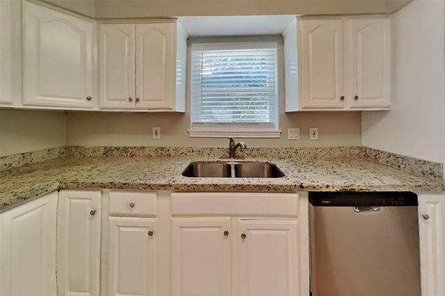 3238 Three Pines Drive, Houston, TX 77339