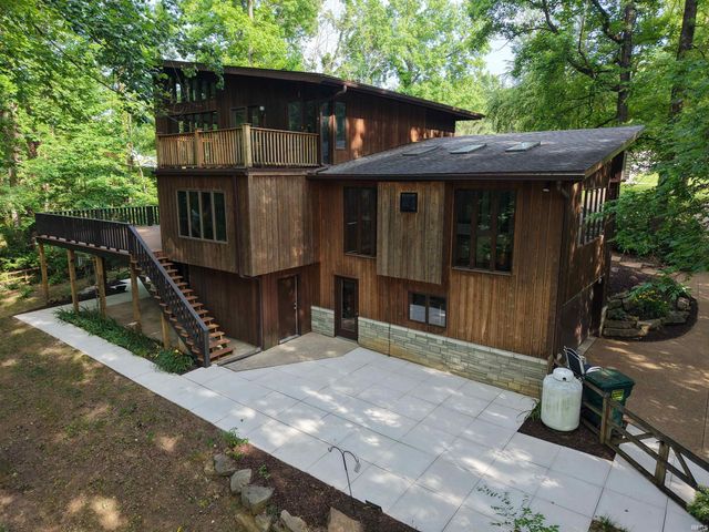 9121 Hickory Ridge Lane, Mount Vernon, IN 47620