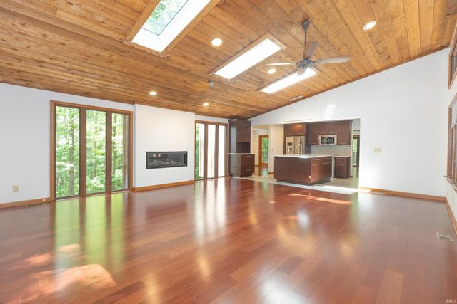 9121 Hickory Ridge Lane, Mount Vernon, IN 47620