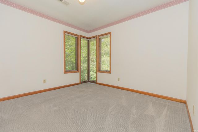 9121 Hickory Ridge Lane, Mount Vernon, IN 47620