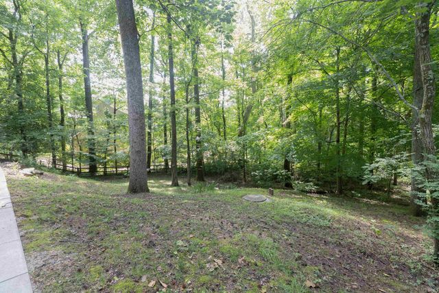 9121 Hickory Ridge Lane, Mount Vernon, IN 47620
