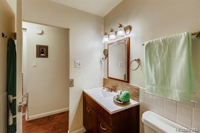 665 S Clinton Street 13B, Denver, CO 80247